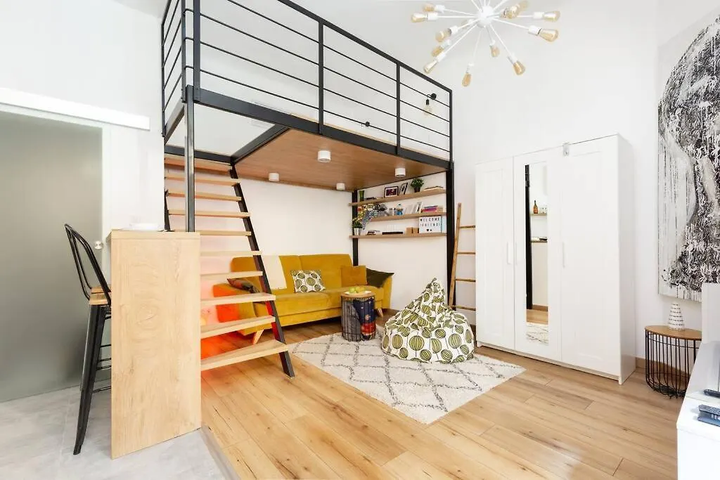Stylish And Smart Apartment In The Center Budapest